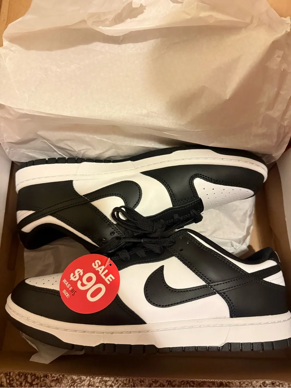 Men's Black and White Low-Top Sneakers - Classic Contrast